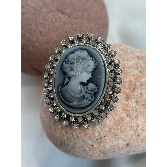 Vintage Inspired Champagne Crystal Cameo In Bronze Tone Metal - Picture 6 of 6